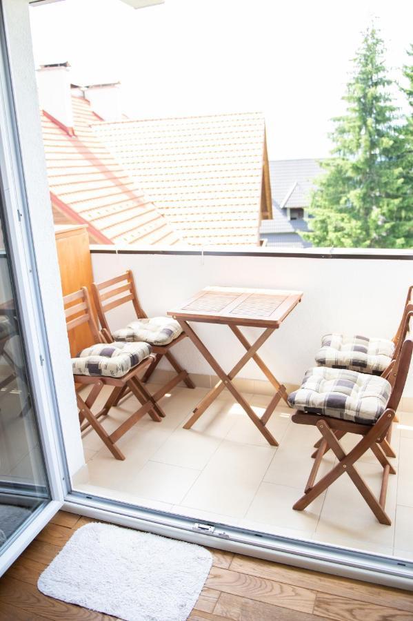 Apartman Ena ヴラシチ エクステリア 写真
